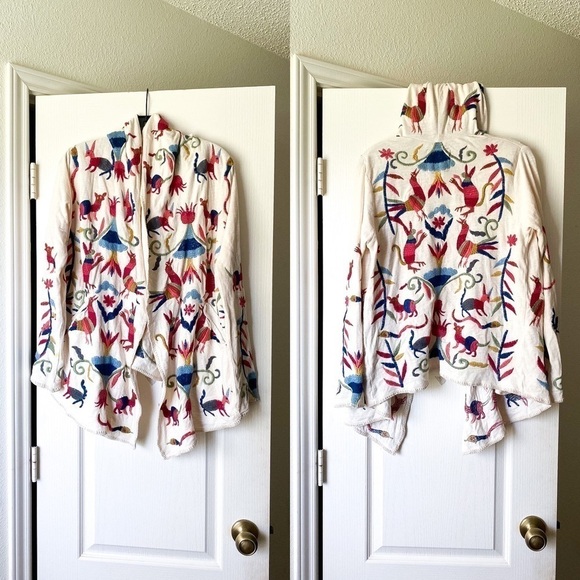 Johnny Was Sweater Druoin Short Hoodie Floral Cotton Embroidered Ivory XS GUC - Picture 2 of 10